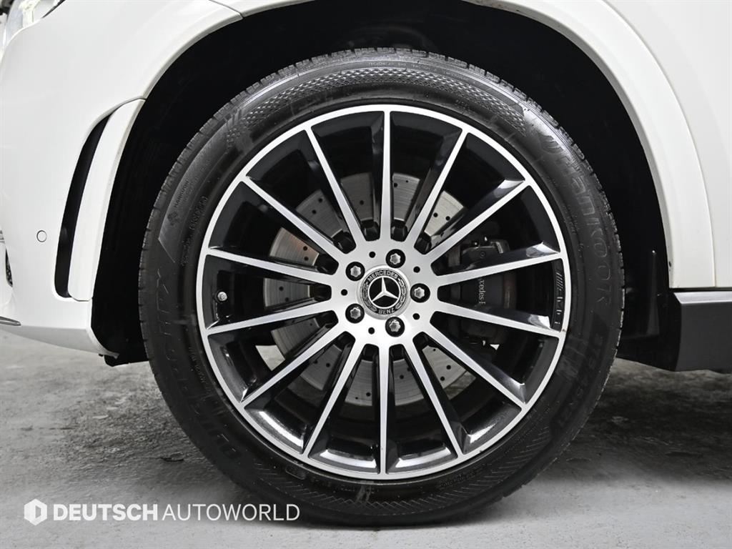 Mercedes Benz GLE Class - Vista 4