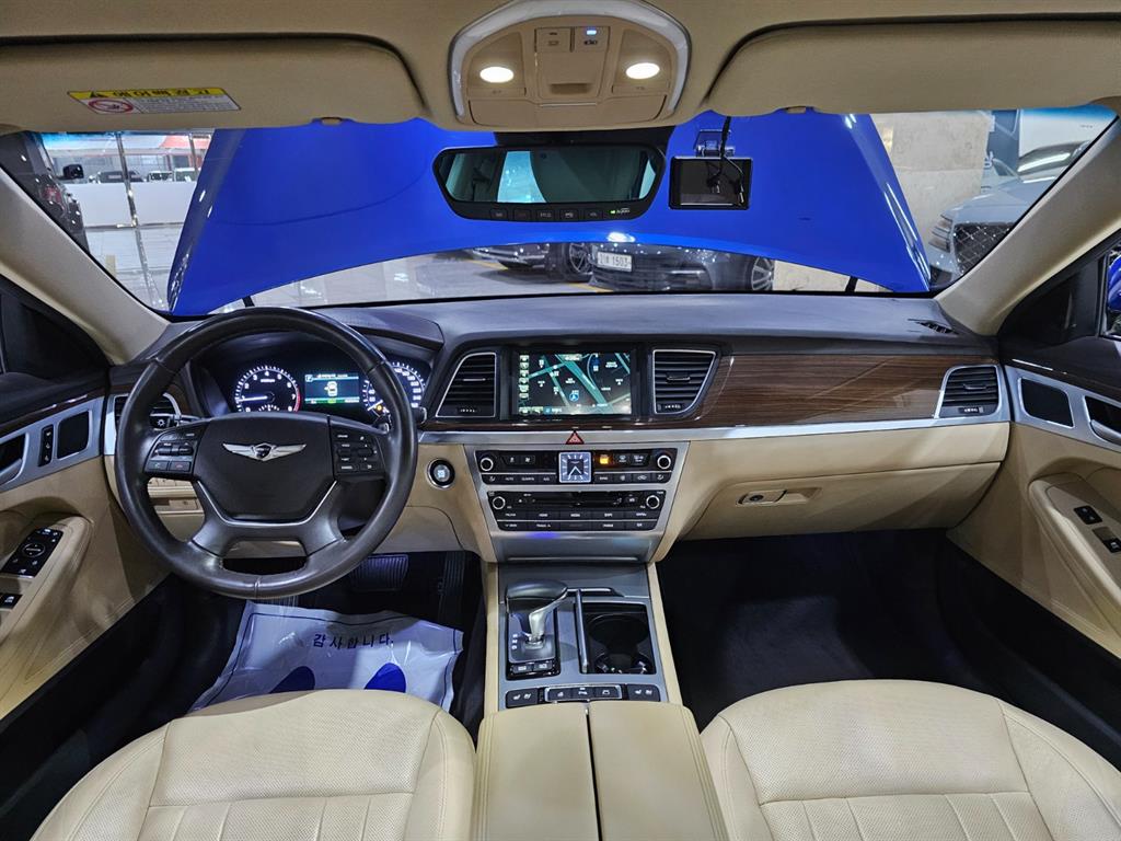 Genesis G80 - Vista 8