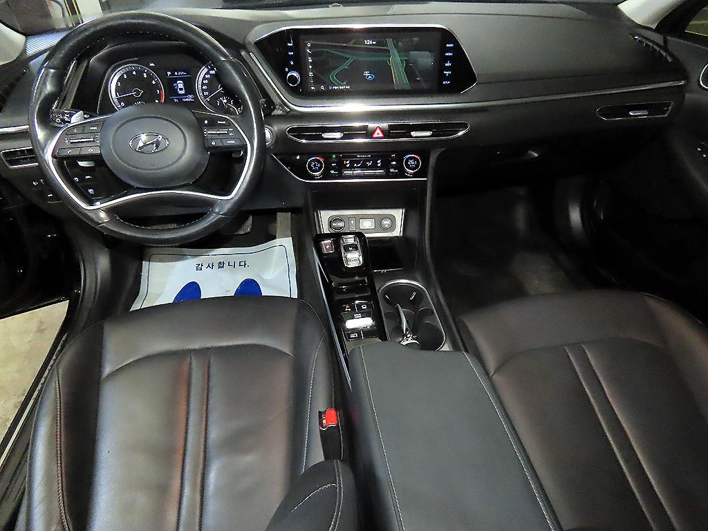 HYUNDAI Sonata - Vista 10