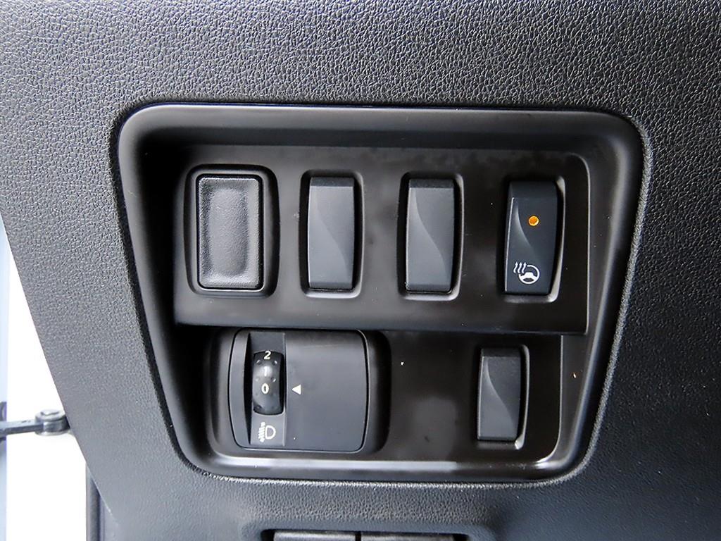 SAMSUNG QM6 - Vista 12