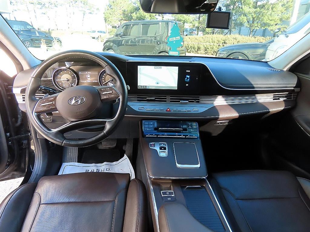 HYUNDAI Grandeur - Vista 7