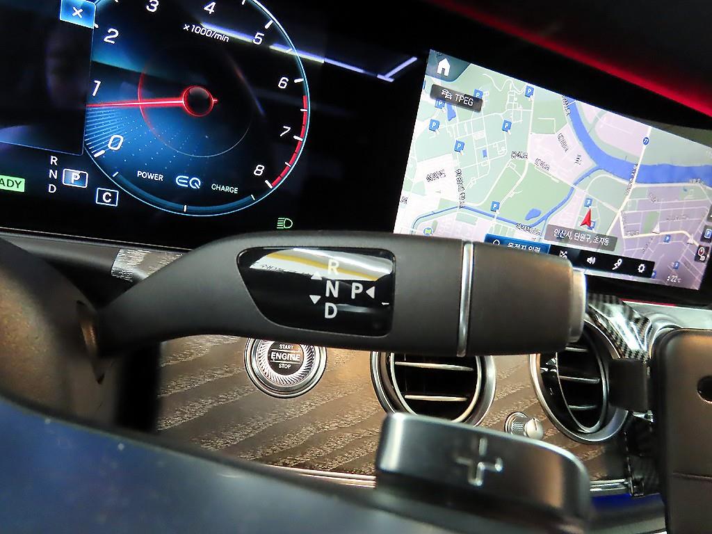 Mercedes Benz E class - Vista 10