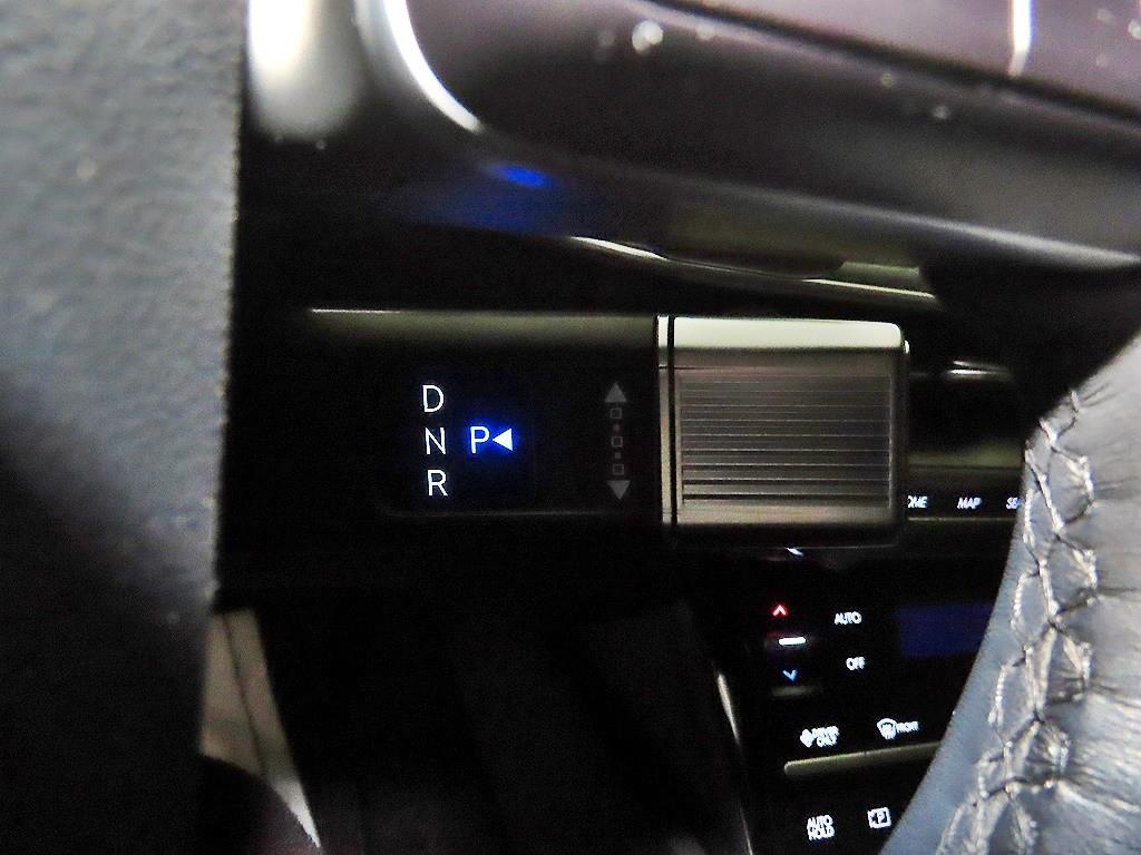 HYUNDAI Grandeur - Vista 12