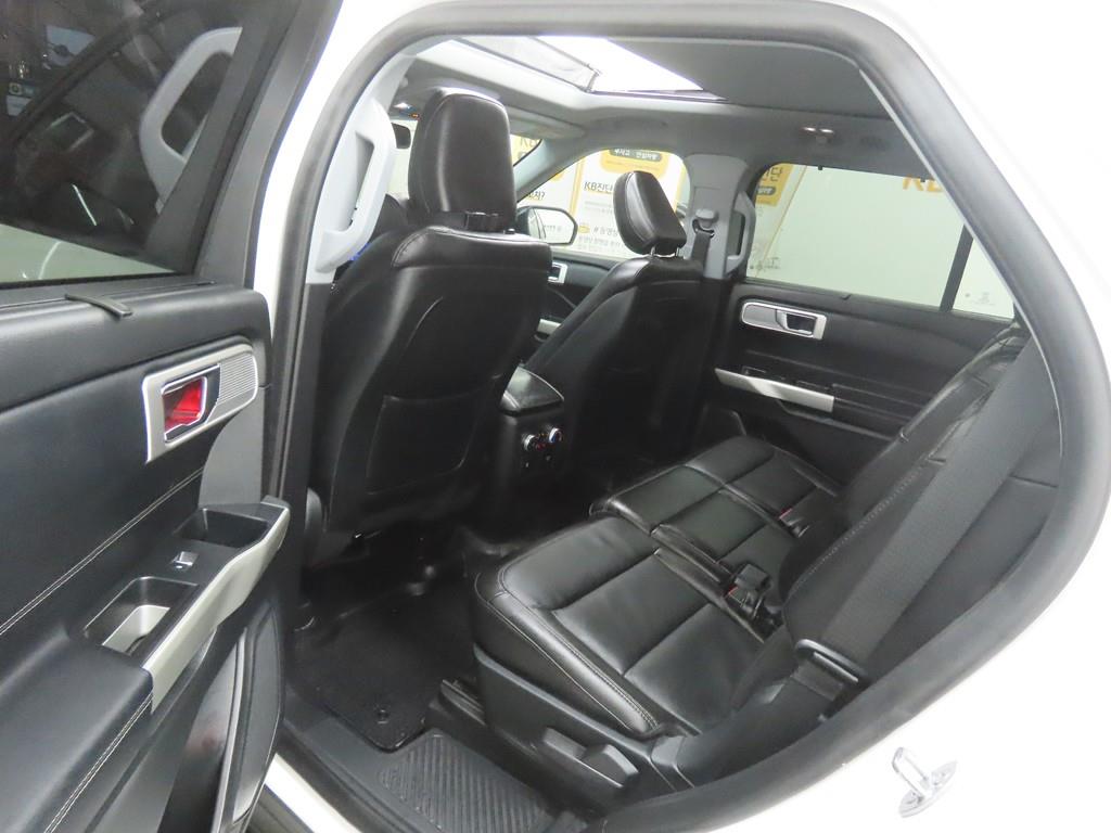 Ford Explorer - Vista 6