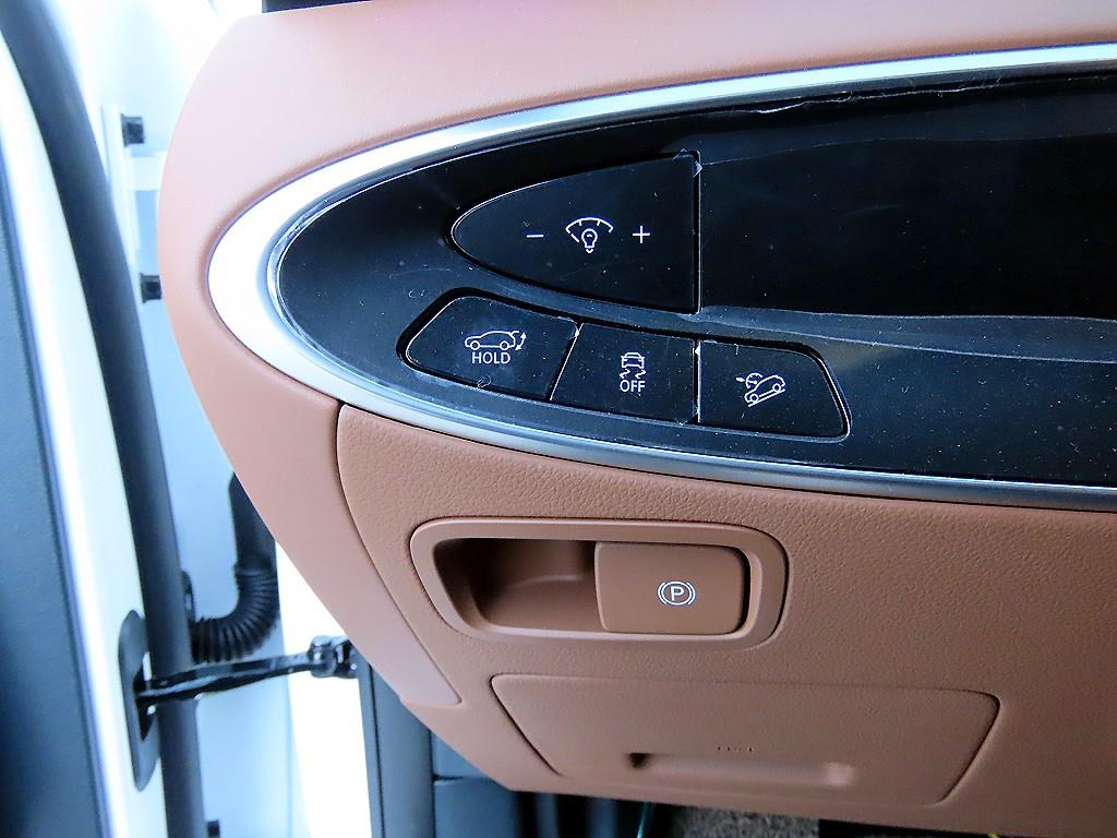 Genesis GV70 - Vista 12