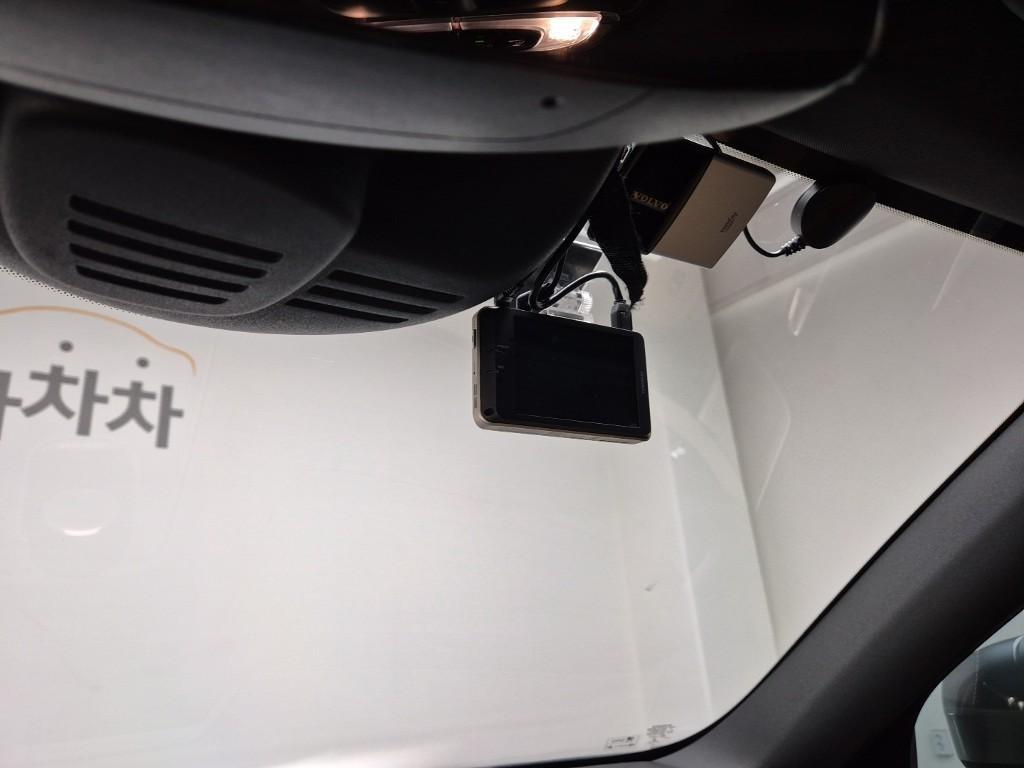 Volvo XC60 2018 Gris - Importación desde Corea - HF Imports Iquique - Foto 18