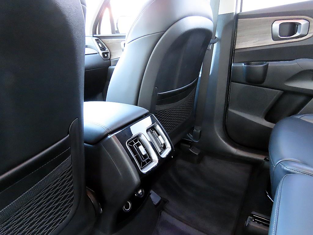 KIA Sorento 2021 Blanco - Importación desde Corea - HF Imports Iquique - Foto 17