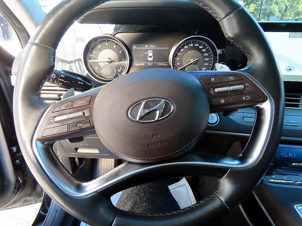 HYUNDAI Grandeur - Vista 8