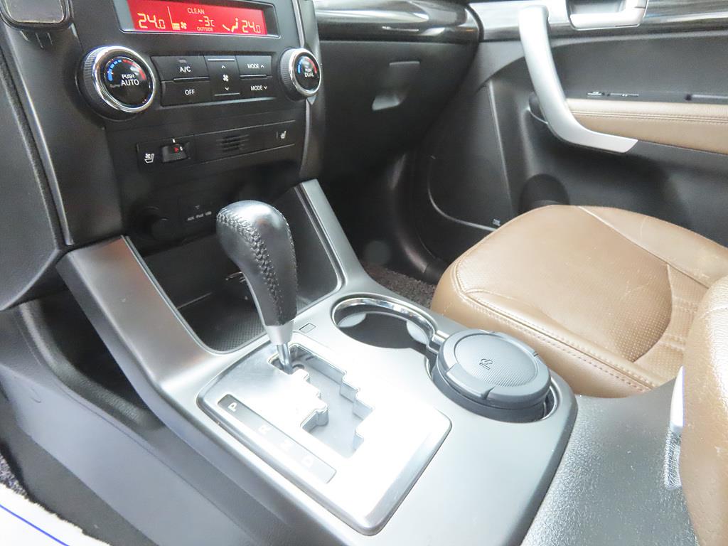 KIA Sorento - Vista 11