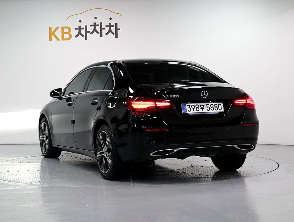 Mercedes Benz A Class - Vista 4