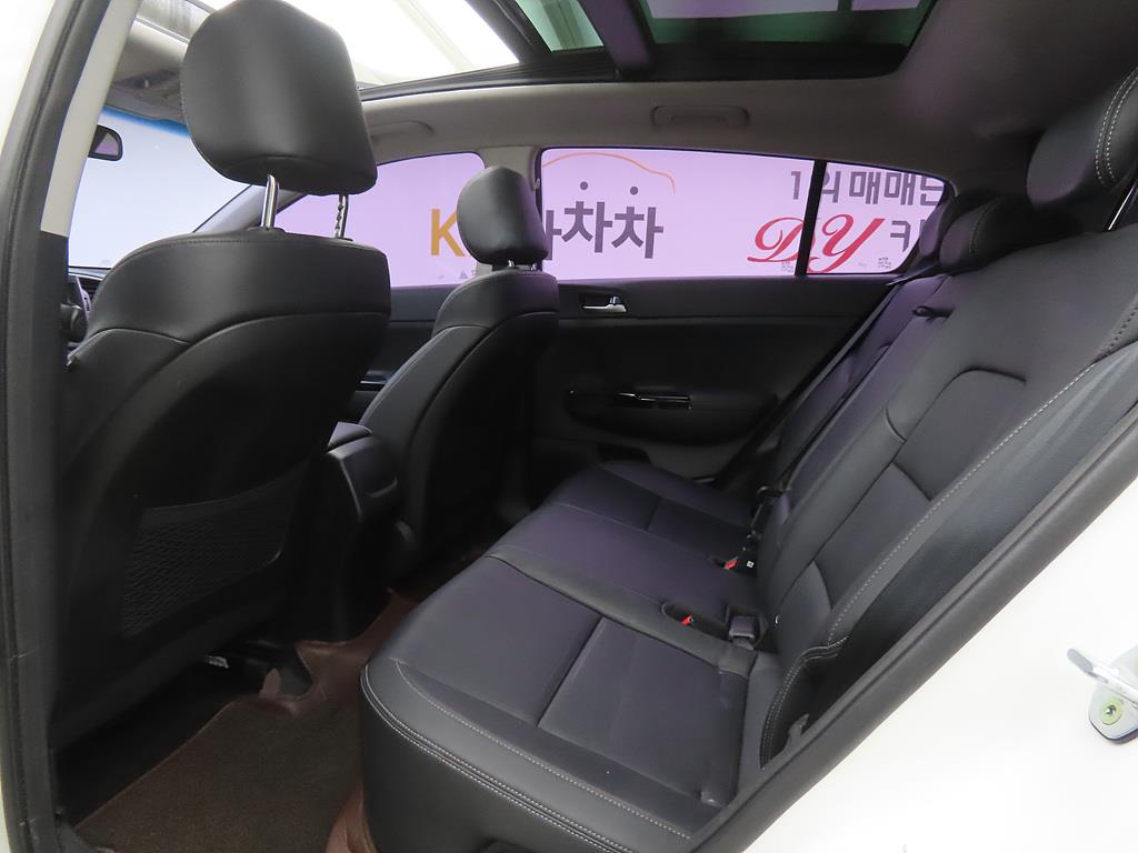 KIA Sportage - Vista 6