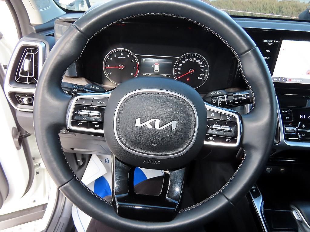 KIA Sorento - Vista 8