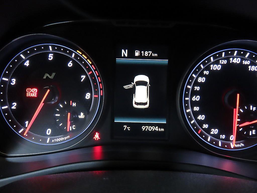 HYUNDAI Veloster - Vista 9