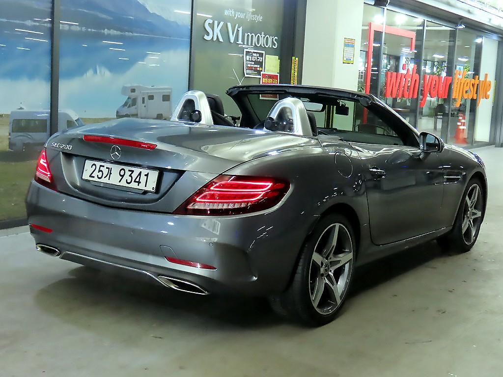 Mercedes Benz SLC Class - Vista 9