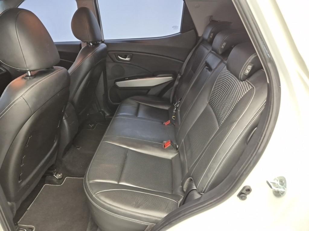 Ssangyong Tivoli 2018 Blanco - Importación desde Corea - HF Imports Iquique - Foto 14