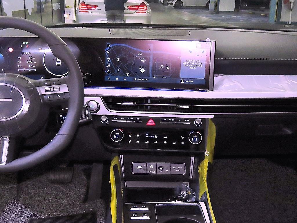 HYUNDAI Sonata - Vista 11