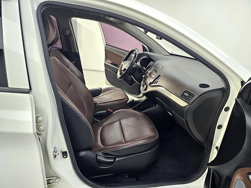 KIA Morning - Vista 11