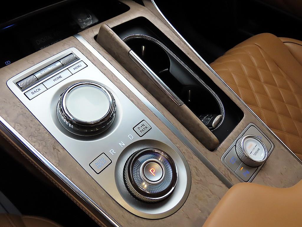 Genesis GV80 - Vista 11