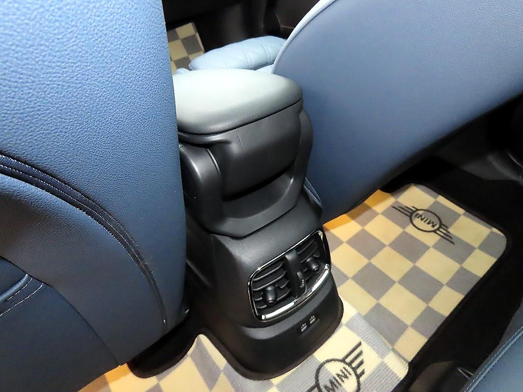 Mini Countryman 2023 Verde - Importación desde Corea - HF Imports Iquique - Foto 17