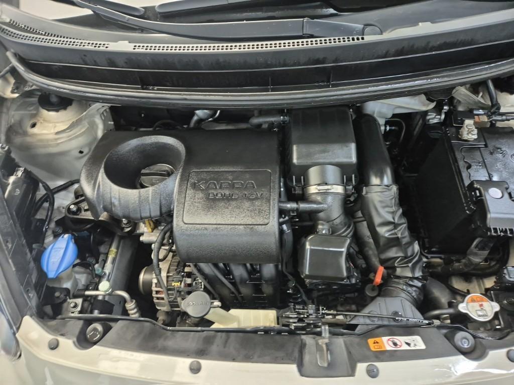 KIA Morning - Vista 5