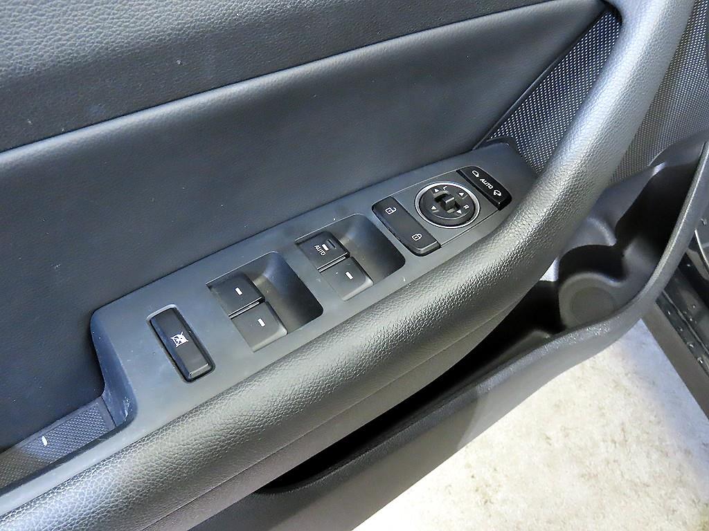 HYUNDAI Sonata 2018 Gris - Importación desde Corea - HF Imports Iquique - Foto 13