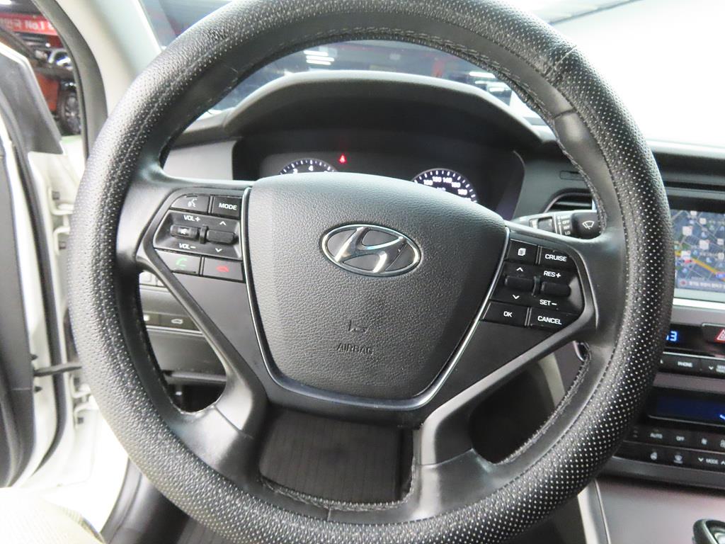 HYUNDAI Sonata - Vista 8