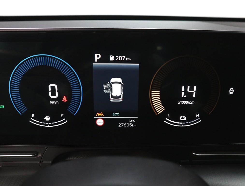 HYUNDAI Kona - Vista 7