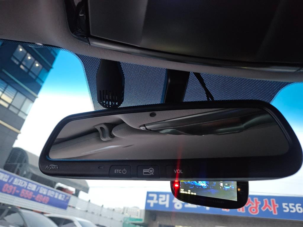 HYUNDAI Grandeur - Vista 12