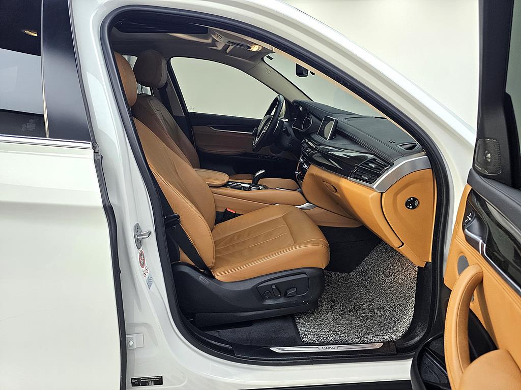 BMW X6 - Vista 11