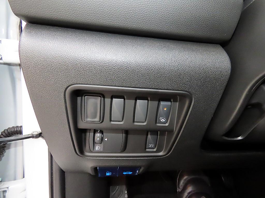 SAMSUNG QM6 - Vista 12