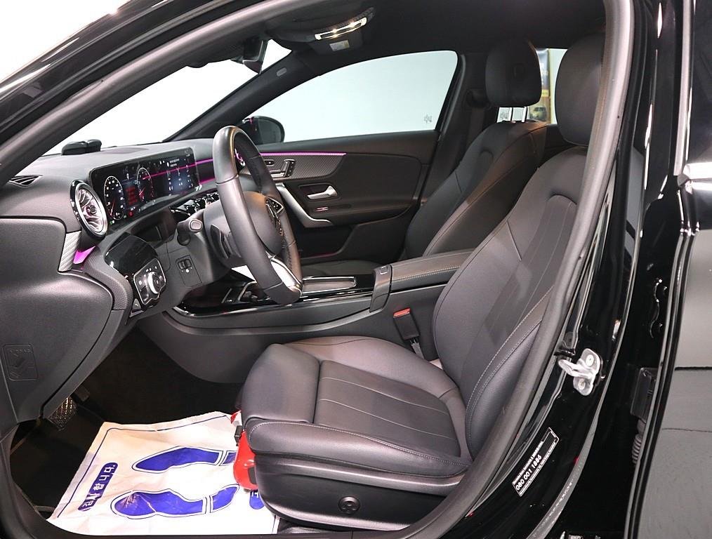 Mercedes Benz A Class - Vista 9