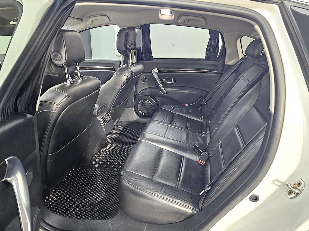 SAMSUNG SM7 - Vista 9