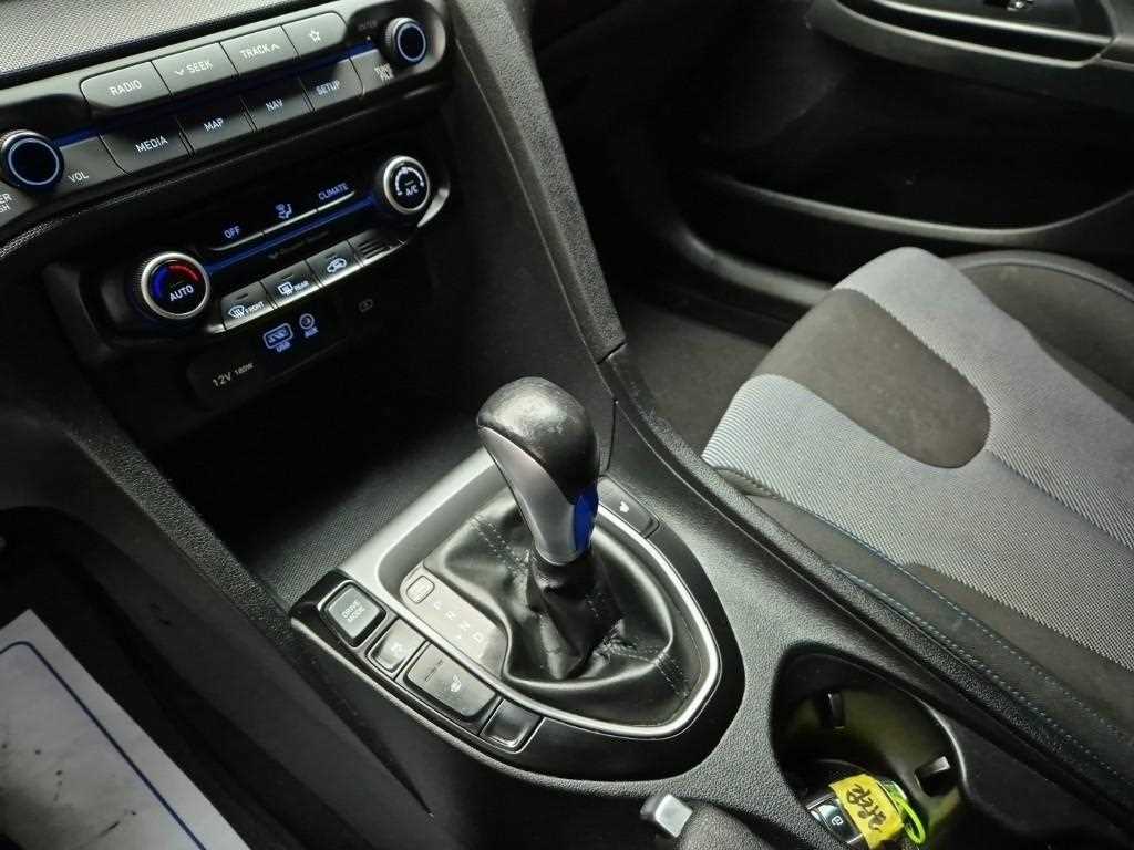 HYUNDAI Veloster - Vista 8