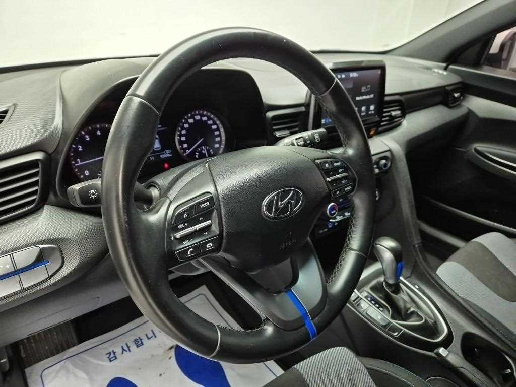 HYUNDAI Veloster - Vista 9