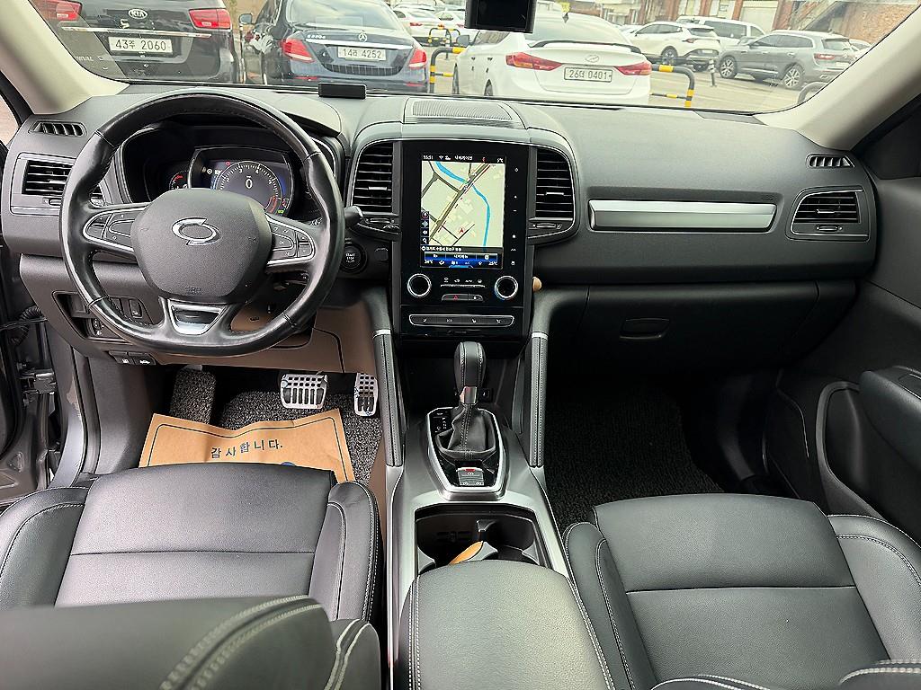 SAMSUNG QM6 - Vista 5