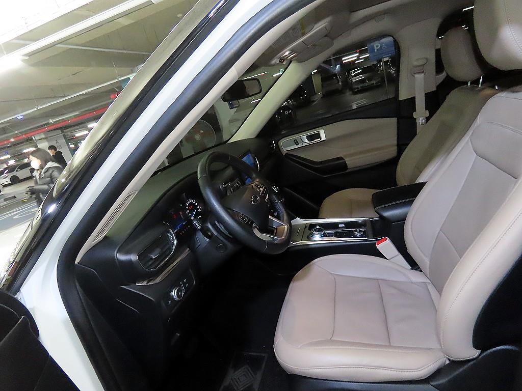 Ford Explorer - Vista 6