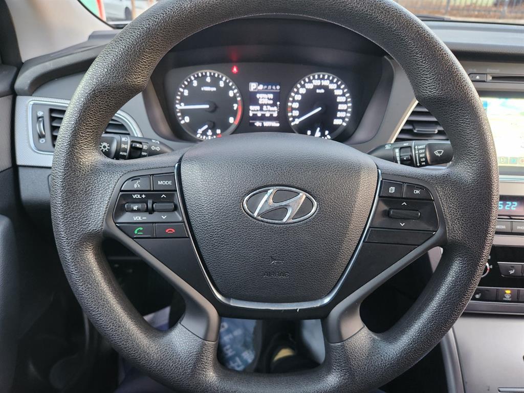 HYUNDAI Sonata - Vista 11