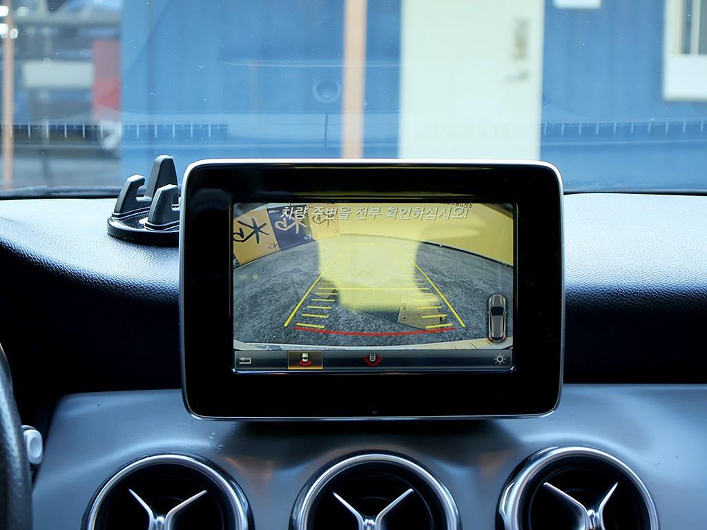 Mercedes Benz GLA Class 2018 Blanco - Importación desde Corea - HF Imports Iquique - Foto 10