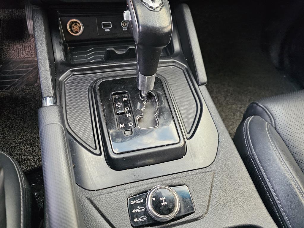 Ssangyong Rexton - Vista 11