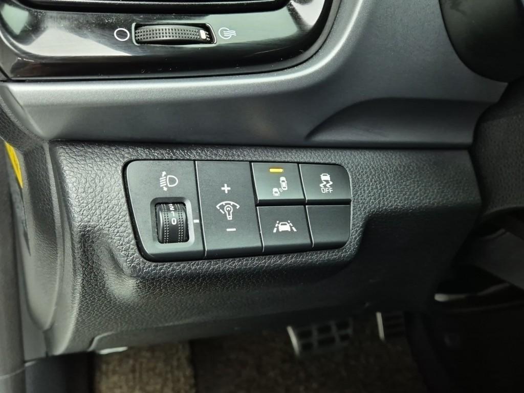 KIA Stonic - Vista 6