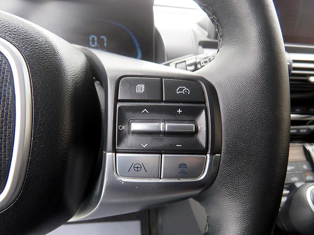 HYUNDAI Casper - Vista 10