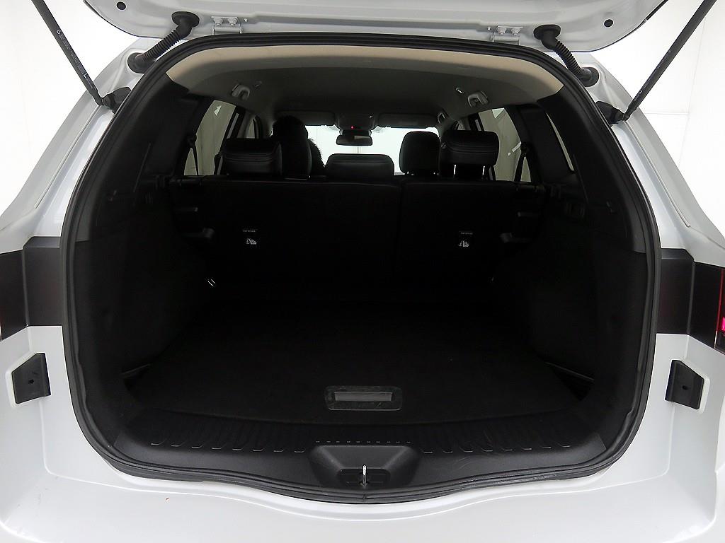 SAMSUNG QM6 - Vista 5