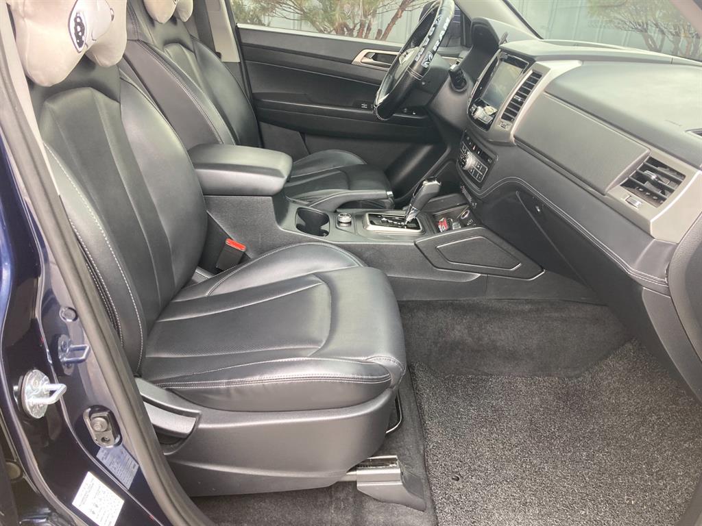 Ssangyong Rexton 2018 Azul - Importación desde Corea - HF Imports Iquique - Foto 17