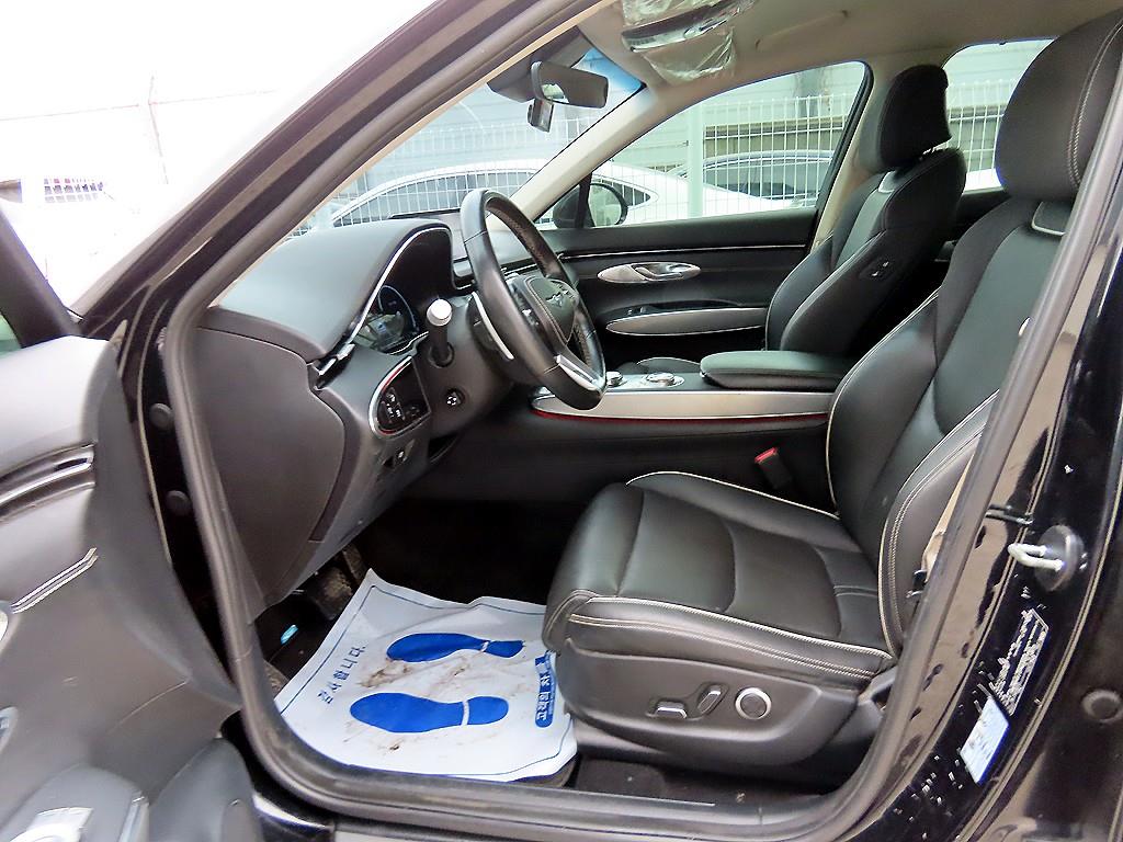 Genesis GV70 - Vista 5