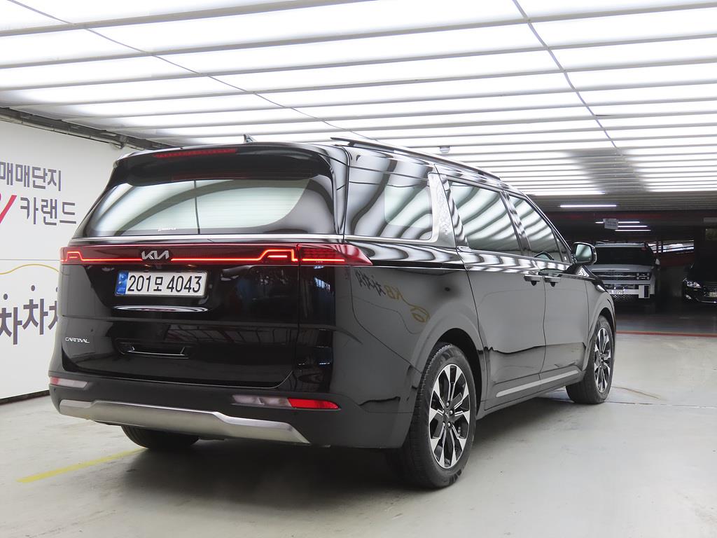 KIA Carnival - Vista 4