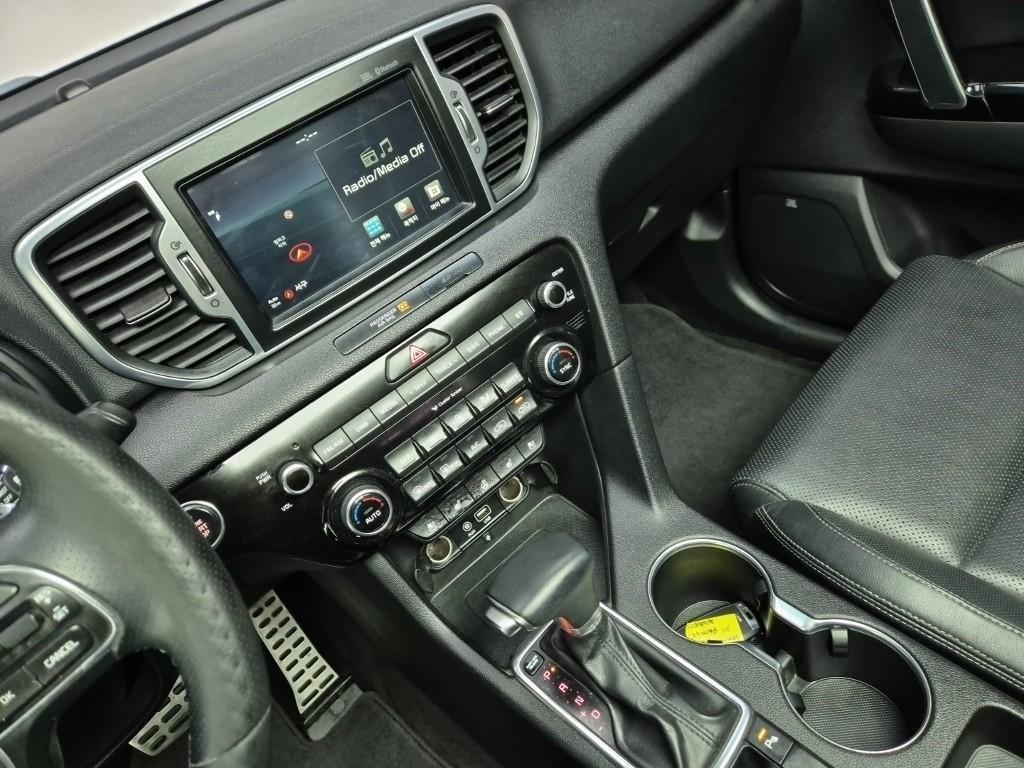 KIA Sportage - Vista 10