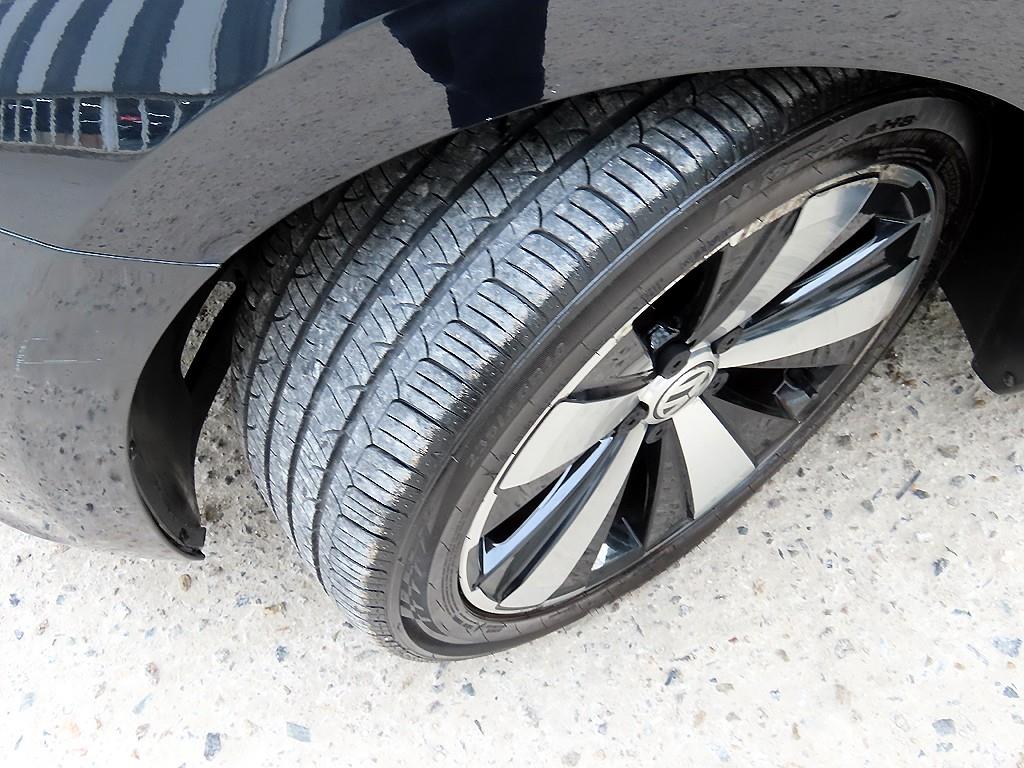 Volkswagen Beetle 2013 Negro - Importación desde Corea - HF Imports Iquique - Foto 19