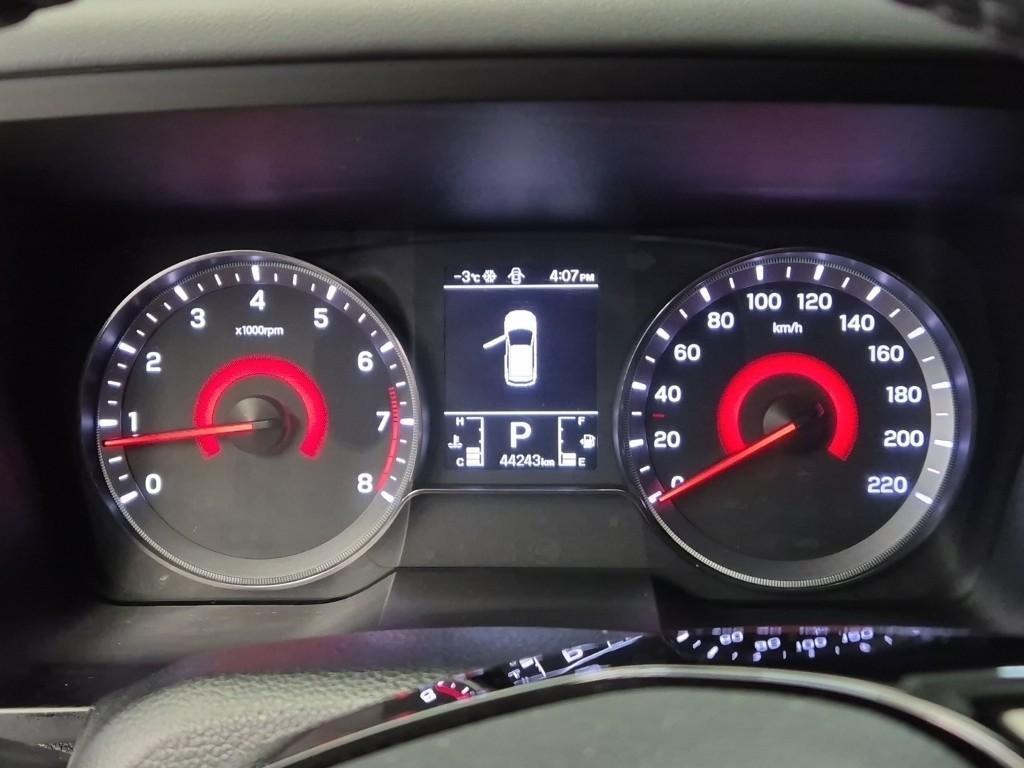 Ssangyong Tivoli - Vista 6