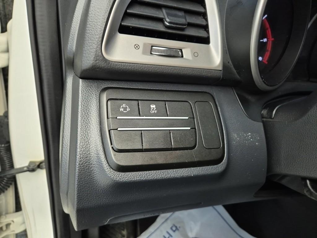 Ssangyong Tivoli 2018 Blanco - Importación desde Corea - HF Imports Iquique - Foto 15