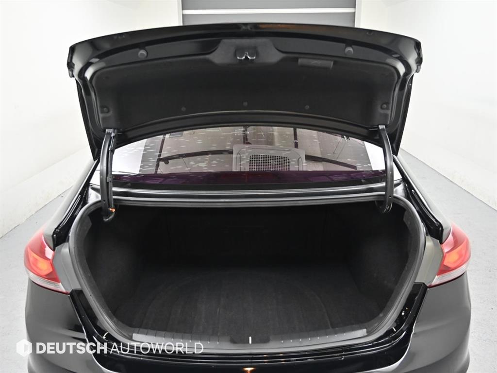 HYUNDAI Avante 2016 Negro - Importación desde Corea - HF Imports Iquique - Foto 20